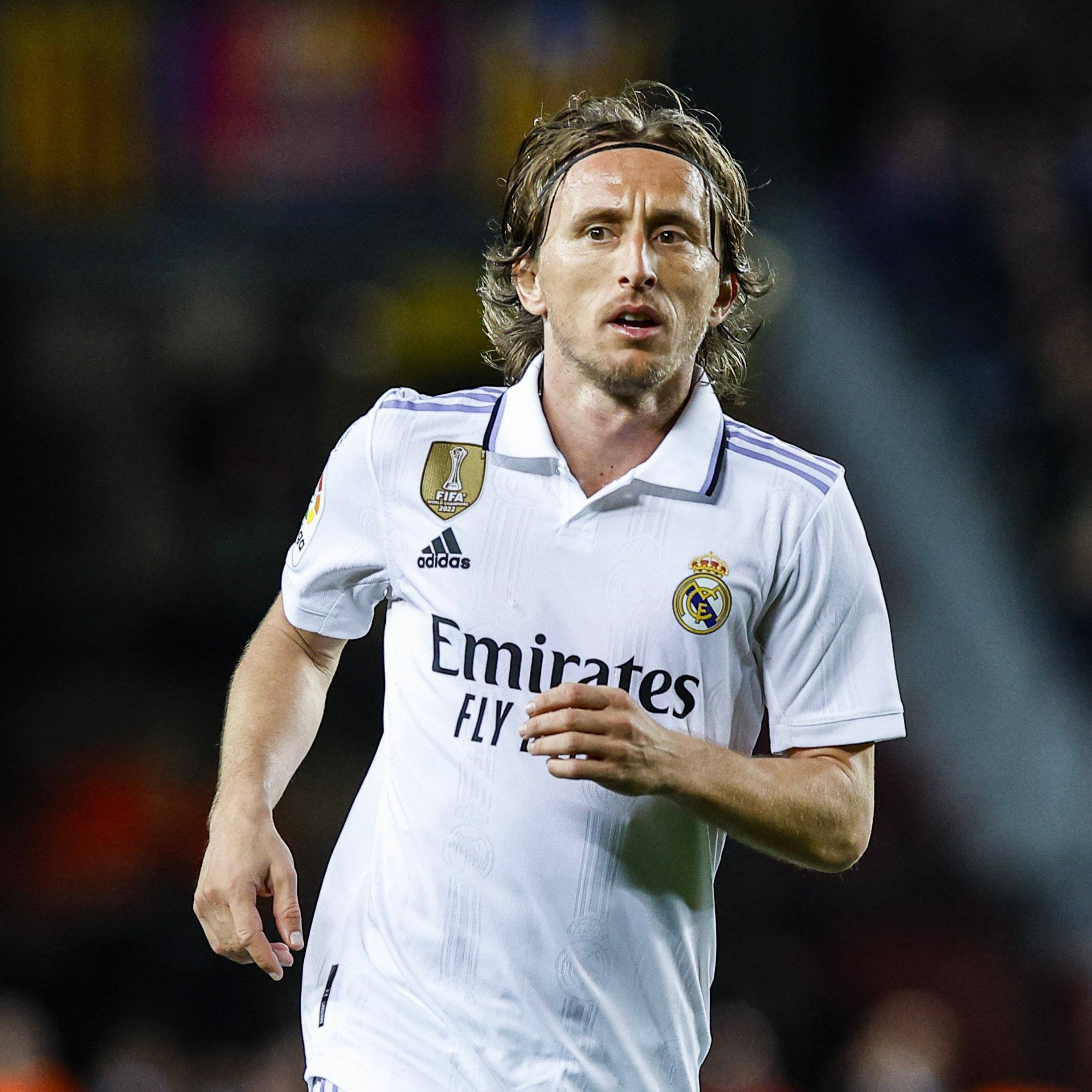 每体：梅西23年1月联系哈维说想回巴萨，4月被告知西甲不批准