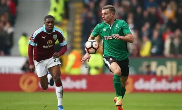 CBA杯战报：王哲林17分7板，上海111-72狂胜四川