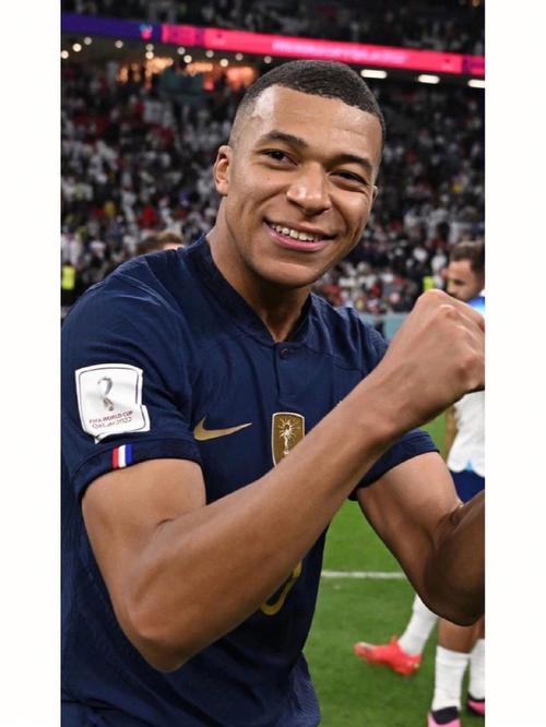 杜兰特关键补篮赢下比赛